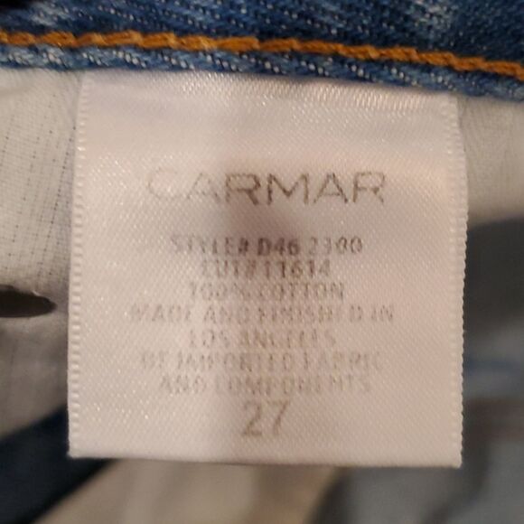 Medium wash hi-rise distressed Carmar jeans size 27 - Picture 3 of 10
